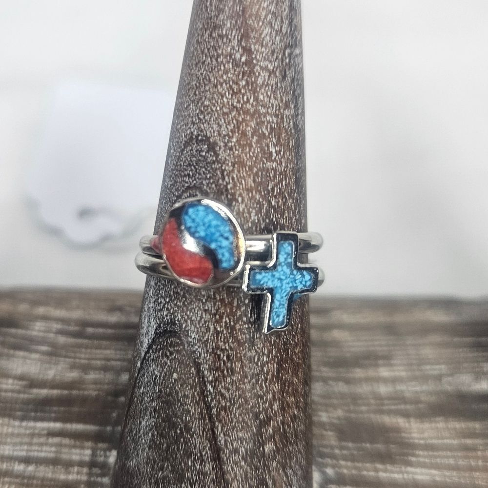 Southwestern Turquoise Coral Inlay Cross Ring Set Size 5.75 Silver Stackable